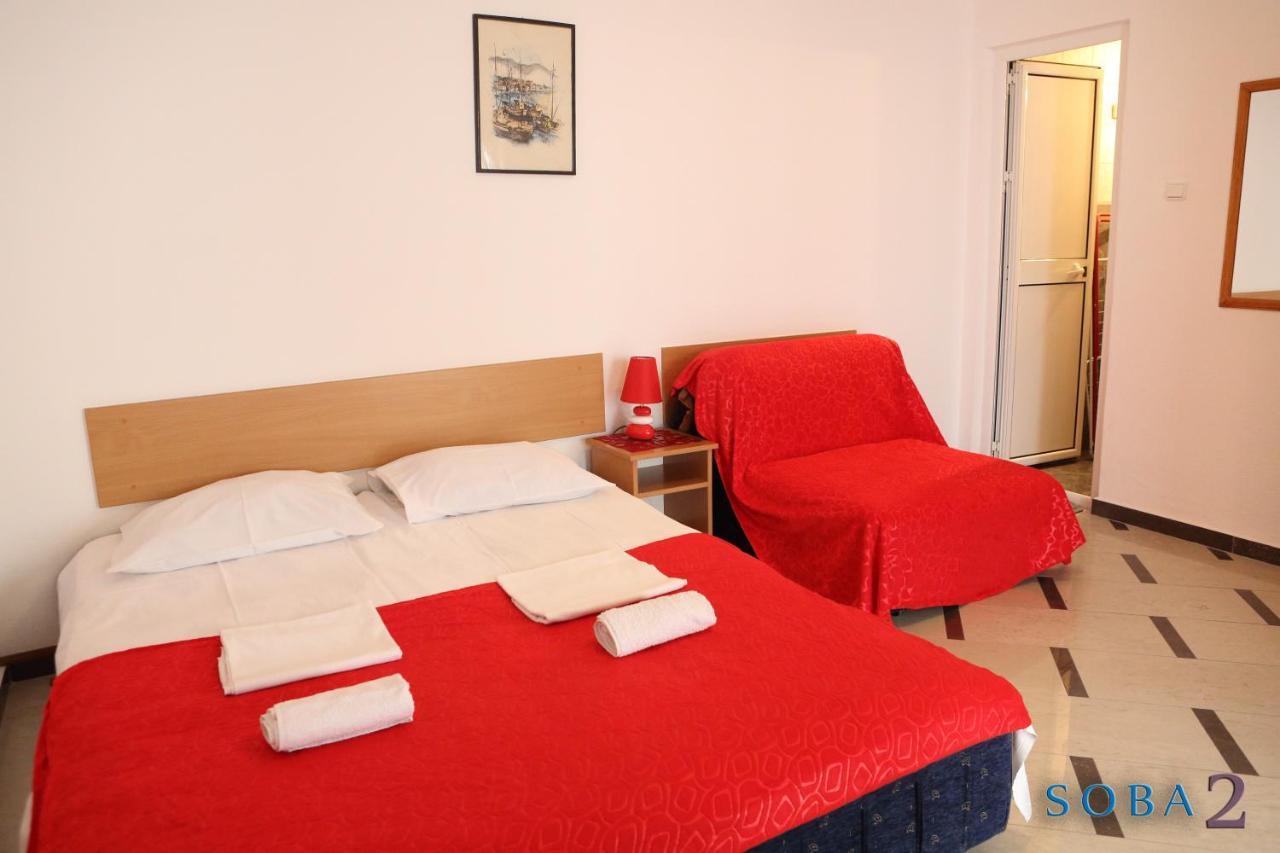 Apartmani Jedro Rafailovici Exterior foto